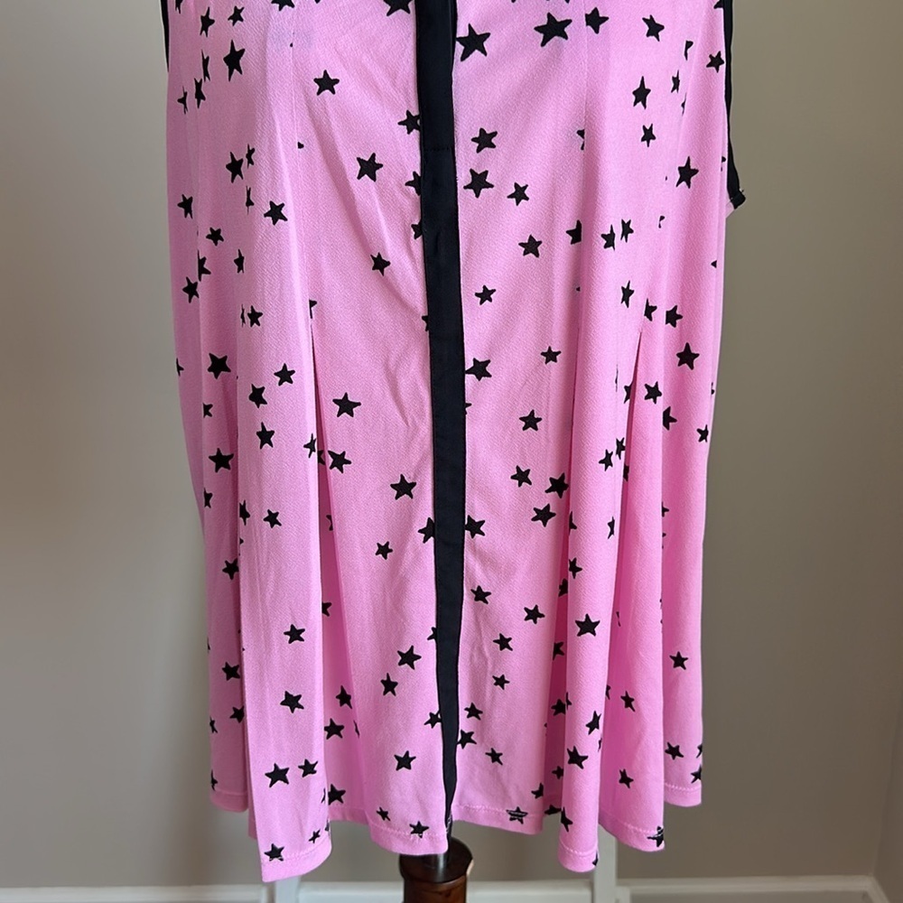 Elle Sleeveless Pink Top with Black Star and Top Lace Design Size Large in GUC - Picture 5 of 17